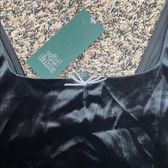 Wild Fable Black Velvet Camisole Size XXS | NWT - Picture 2 of 3